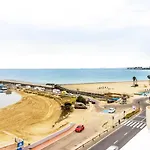 Atico Pink Beachfront * Torrevieja