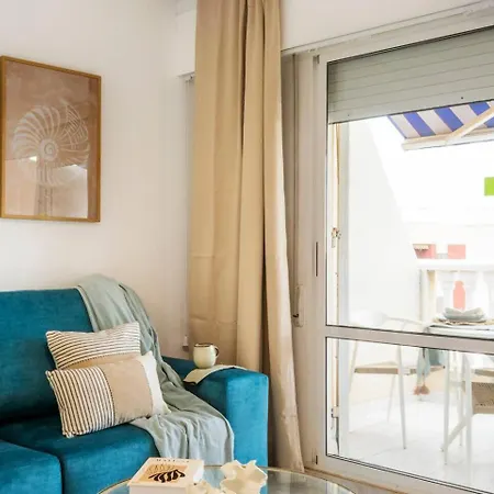 Atico Pink Beachfront * Torrevieja