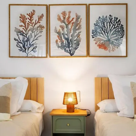 Atico Pink Beachfront Apartment Torrevieja