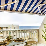 Atico Pink Beachfront Apartment