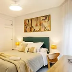Apartment Atico Pink Beachfront Torrevieja