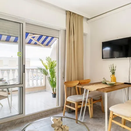 Apartment Atico Pink Beachfront