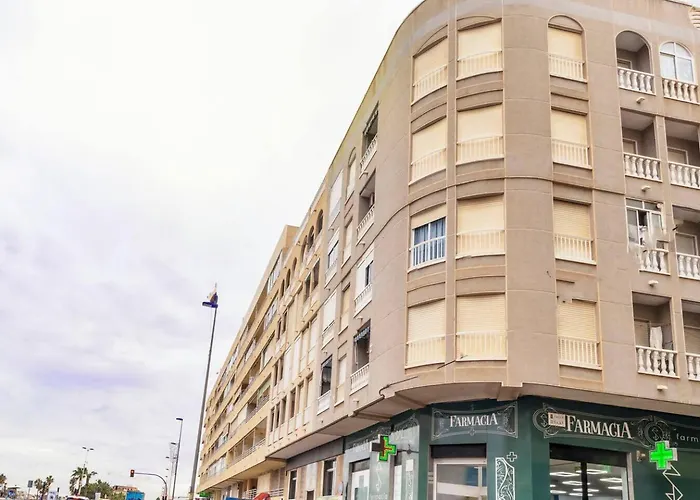 Atico Pink Beachfront Torrevieja