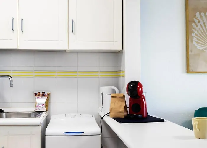 Atico Pink Beachfront Apartment Torrevieja