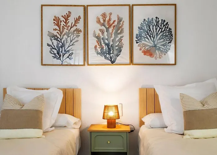 Atico Pink Beachfront Apartment Torrevieja